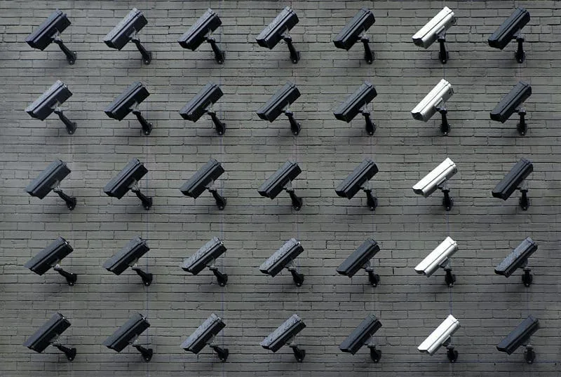 [Article 4] Harcèlement criminel — Comment détecter si on m’espionne?